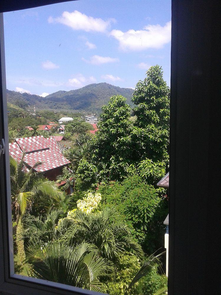 But Different Phuket Boutique Hotel Nai Harn Exterior photo