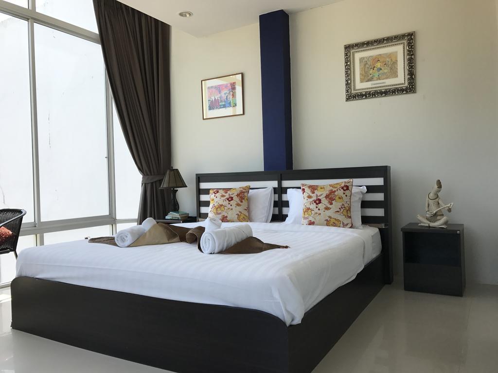 But Different Phuket Boutique Hotel Nai Harn Exterior photo